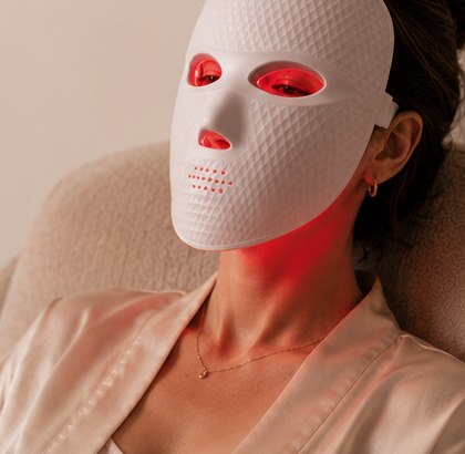 Step two of the REVELIVA Light Ritual: wearing the LED light mask